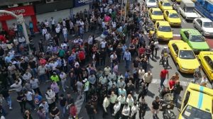 Mahasiswa Iran Demo Anti Pemerintah Skala Besar Bentrok Pendukung Rezim