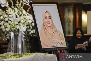Profil Rugaiya Usman Istri Wiranto Yang Berpulang