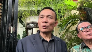 Berbalik Arah Rismon Sianipar Akui Ijazah Jokowi Gibran Asli Dan Minta Maaf