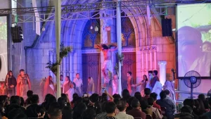Pemeran Jalan Salib Kreatif Katedral Dalami Peran Ada Yang Puasa Hingga Menangis