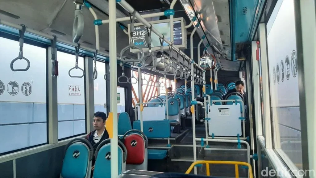 Pramono Sebut Pengguna Transportasi Umum Dki Melonjak Capai 112 Juta Penumpang