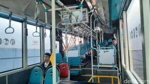 Pramono Sebut Pengguna Transportasi Umum Dki Melonjak Capai 112 Juta Penumpang