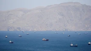Iran Izinkan Kapal China Lintasi Selat Hormuz Sejak Rabu Malam