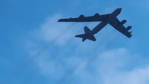 Bomber B 52 As Jatuh Di California Menukik 1 500 Meter Menit 8 Tewas