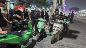 Brimob Polda Metro Patroli Malam Di Jakarta Bekasi Bubarkan Tawuran Dan Balap Liar