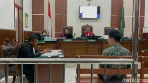 Judul 1