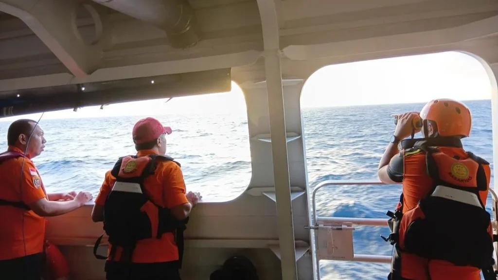 Kapal Nurul Salsa Tenggelam Di Selayar 1 Penumpang Meninggal 25 Hilang
